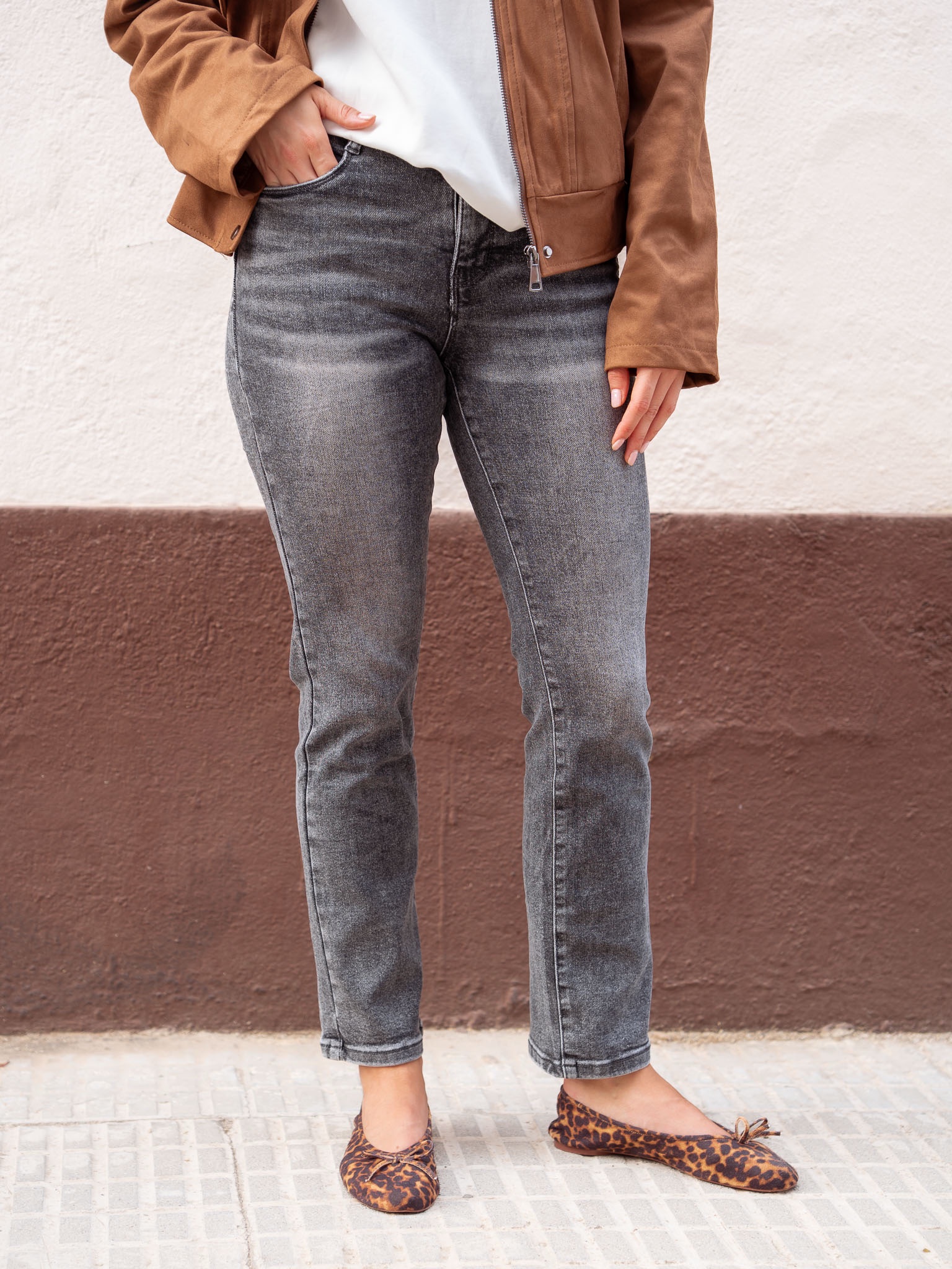 JEANS STRAIGHT GRIS