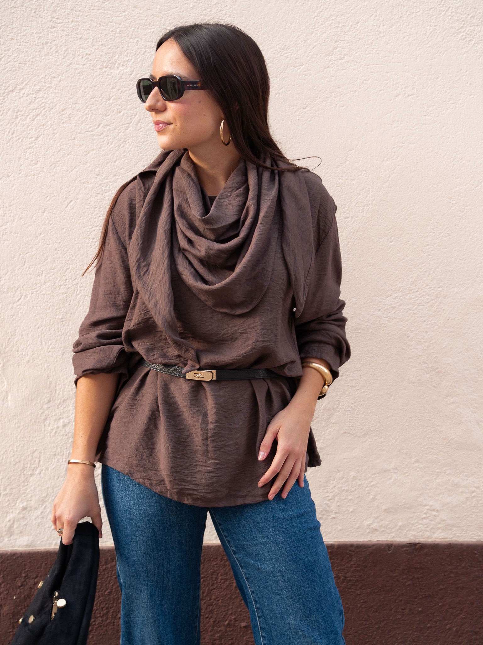 BLUSA CON PAÑUELO