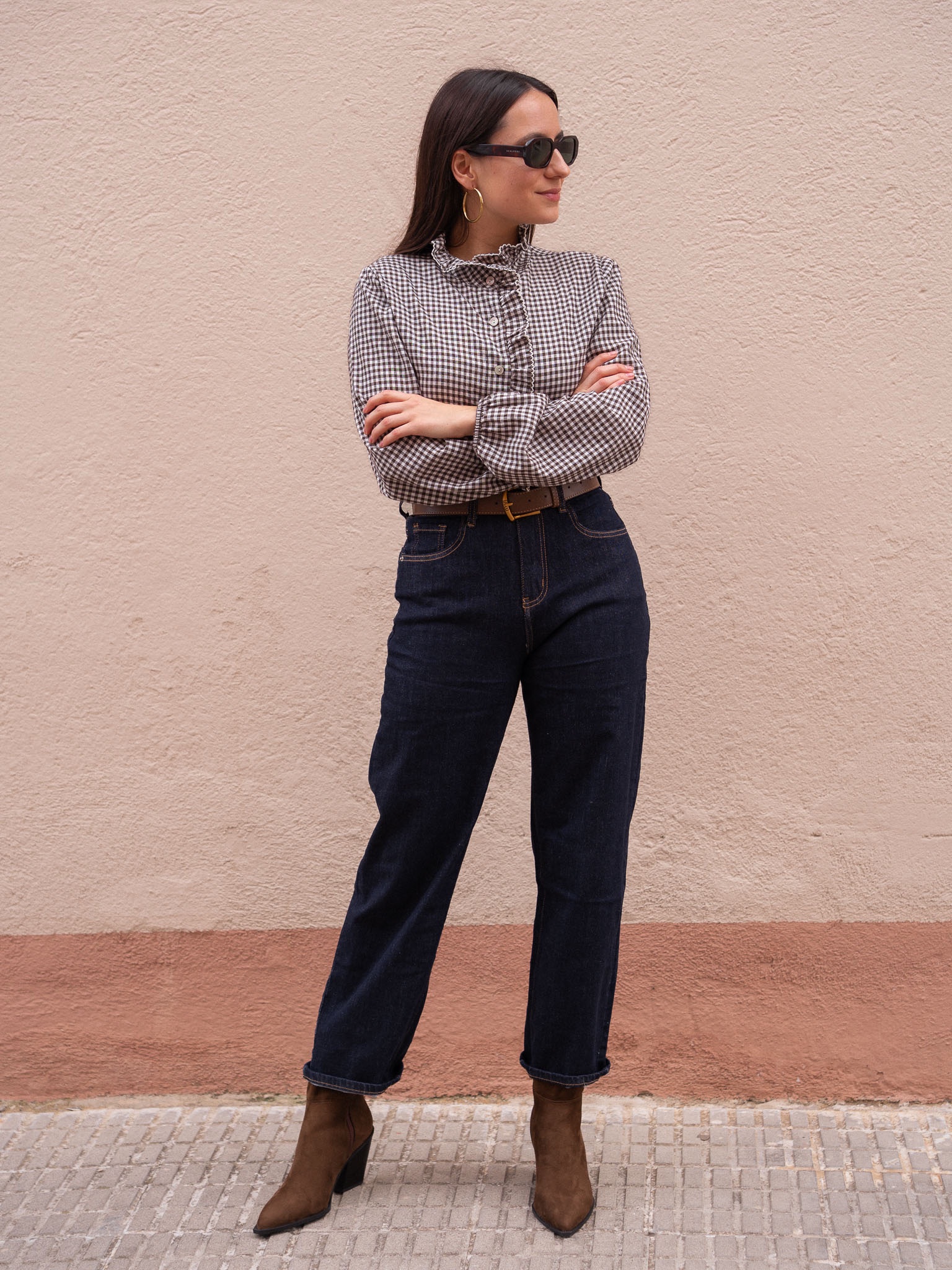 JEANS MOM FIT CINTURÓN