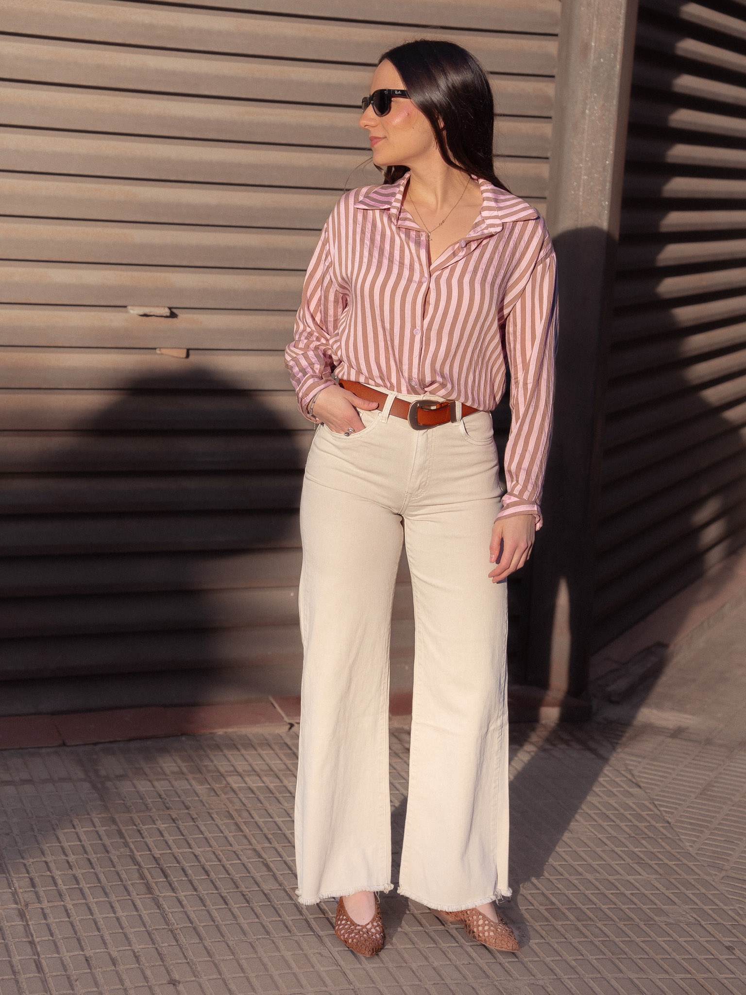 JEANS WIDE LEG DESFLECADOS BEIGE