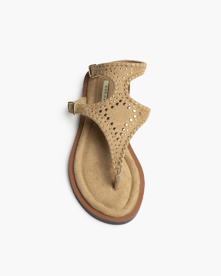 SANDALIA CAMEL TACHUELAS - Imagen 4