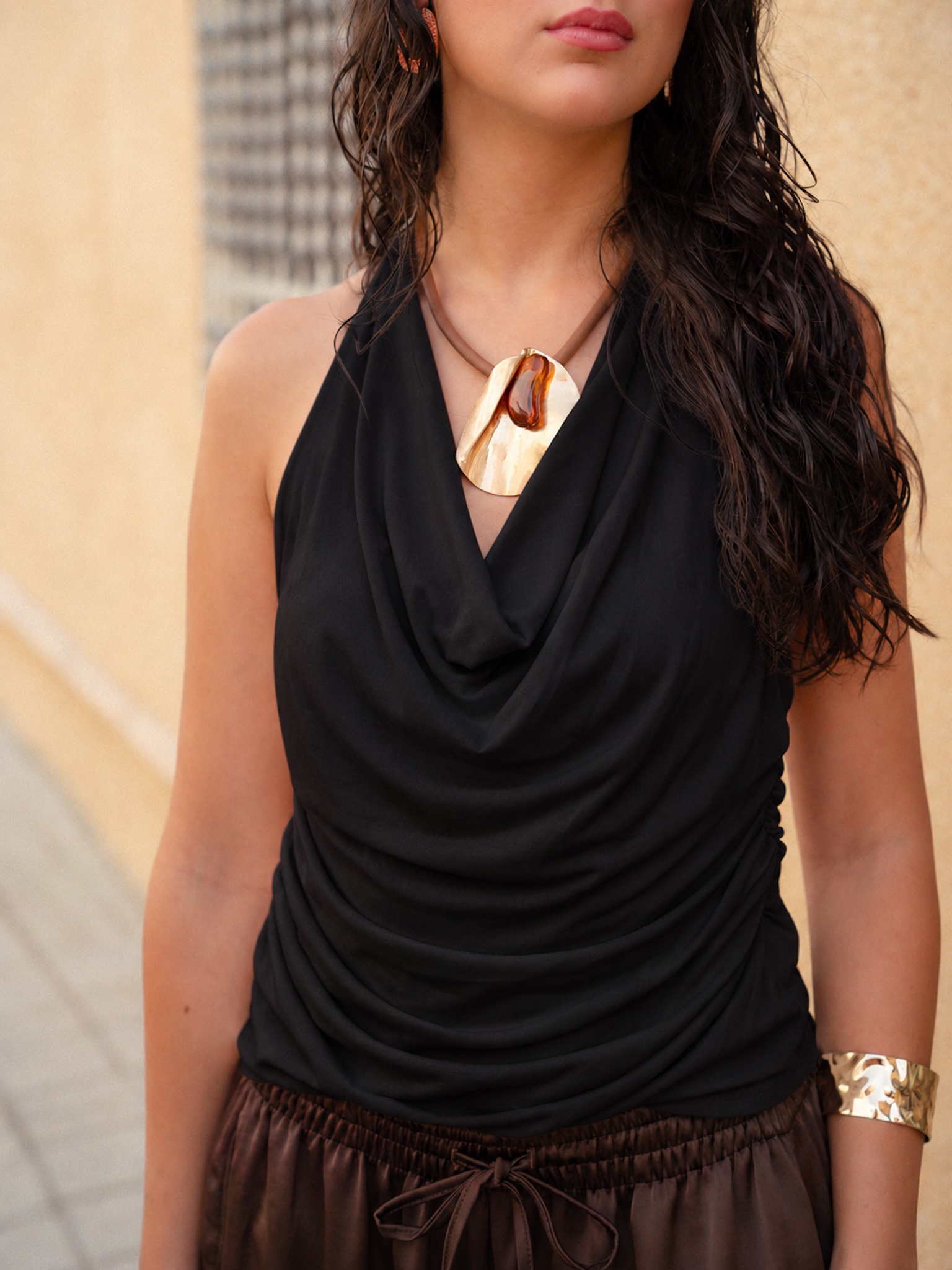 TOP HALTER DRAPEADO - Imagen 5