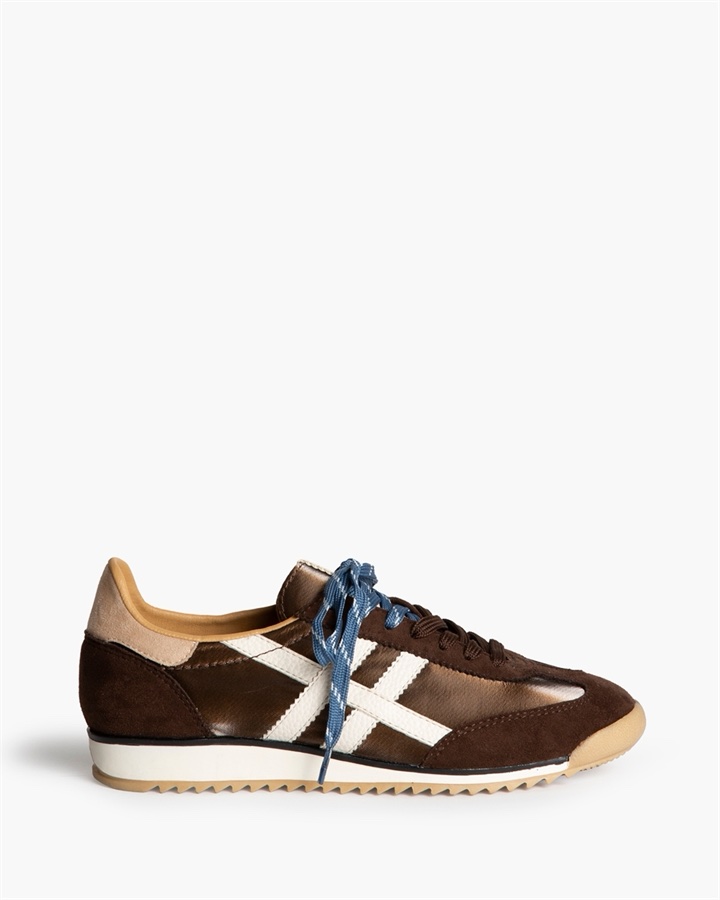ZAPATILLA DEPORTIVA CAFÉ