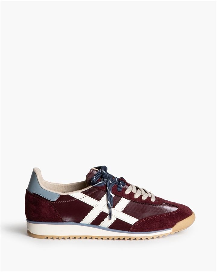 ZAPATILLA DEPORTIVA BURDEOS